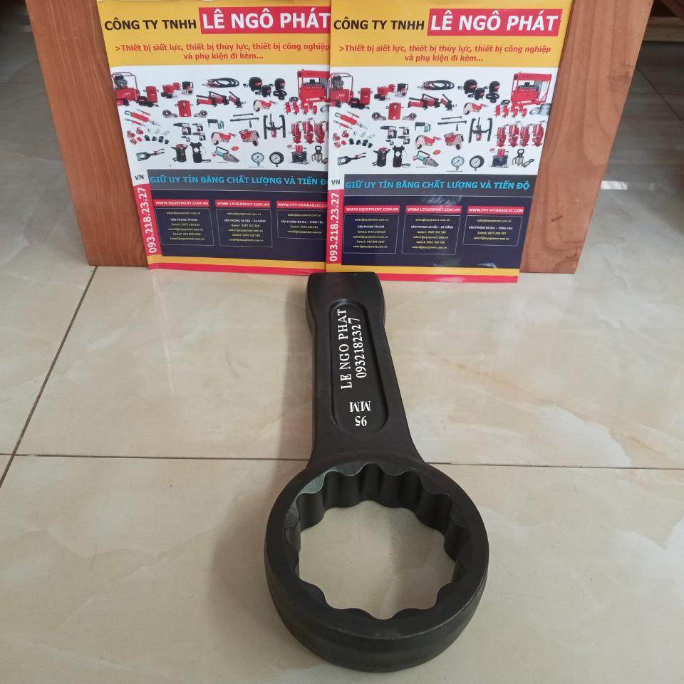 Vòng đóng 95mm, Cờ lê đóng 95mm